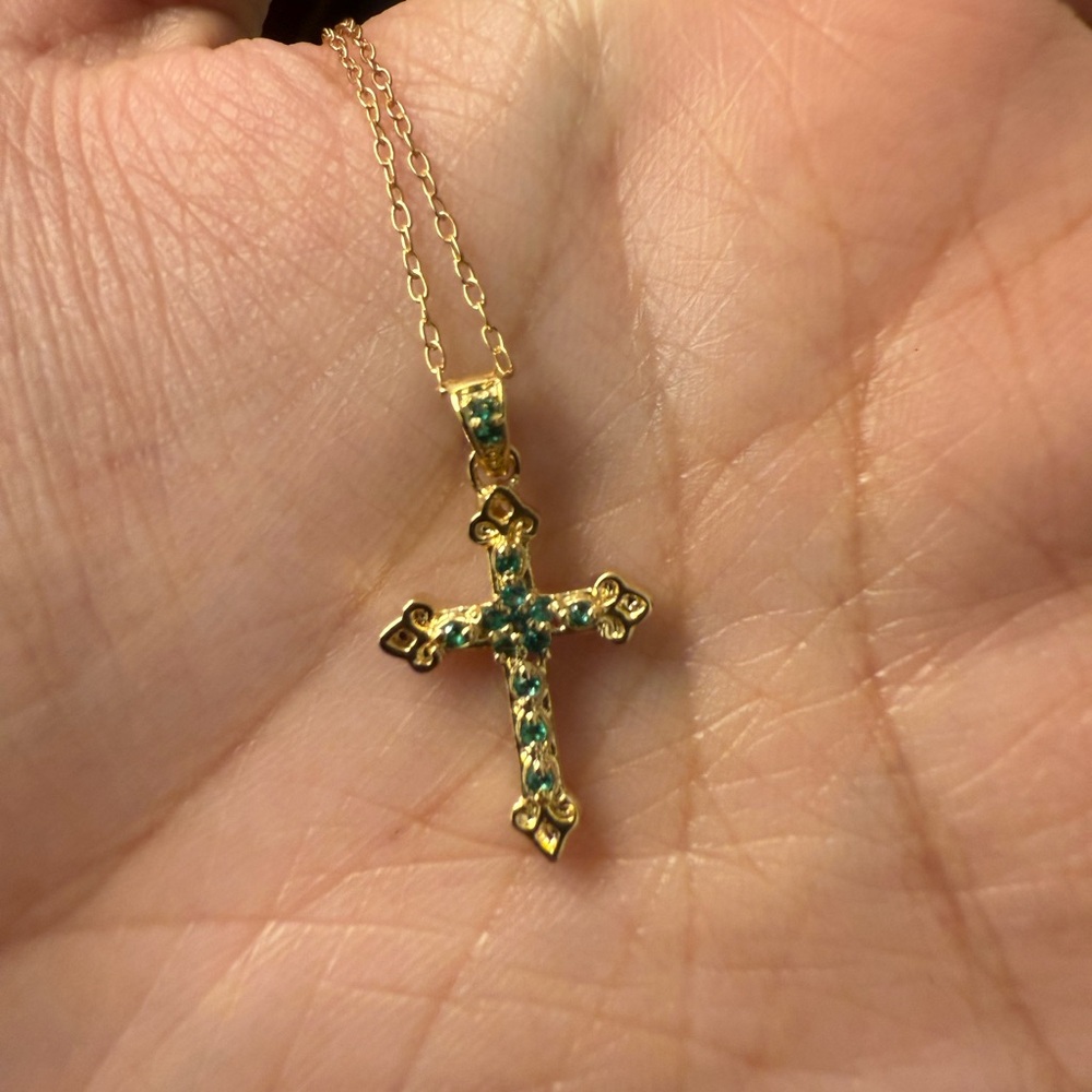 Elegant 925 sterling silver gold plated Cross Pendant Necklace